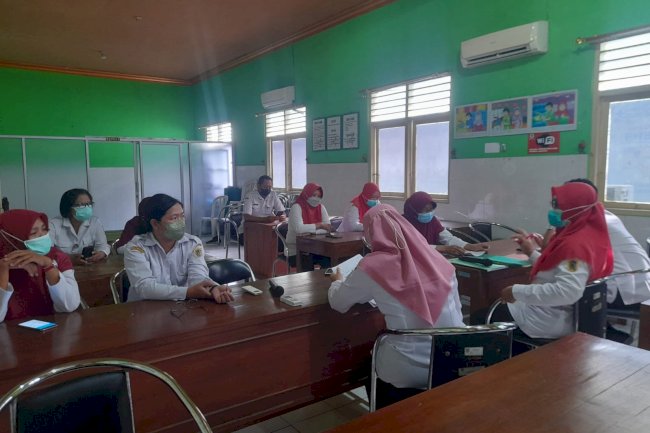 Kegiatan Pembahasan Persiapan Re-Akreditasi bersama tim UKM dan tim Mutu Puskesmas Klaten Utara