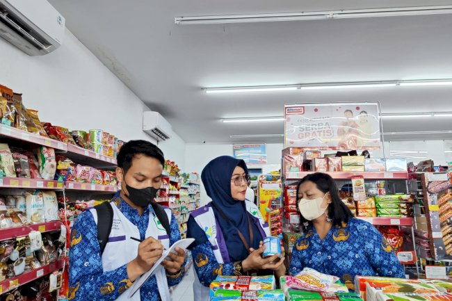 Kegiatan Pemeriksaan Keamanan Pangan Menjelang Hari Raya Idul Fitri 1444 H Bersama Lintas Sektoral