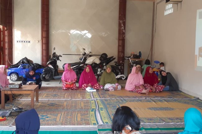 Penyuluhan Kesehatan di Pertemuan Kader Kesehatan Desa Belangwetan