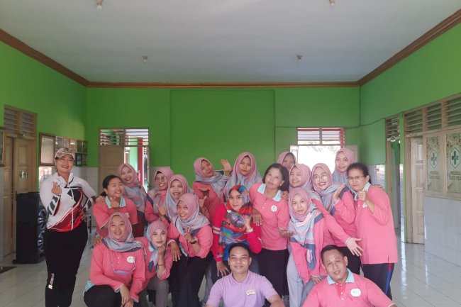 Senam Bersama Karyawan Puskesmas Klaten Utara