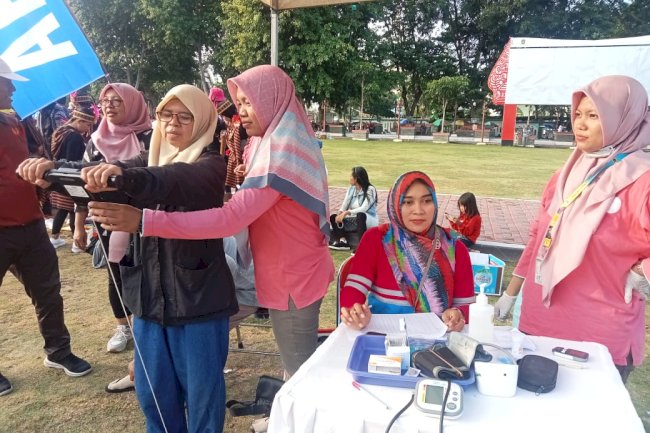 Lomba Senam Kerasi Piala Bupati, Jalan Sehat dan Cek Kesehatan Gratis Tahun 2024 di Alun-alun Klaten