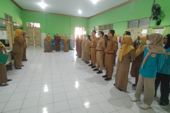 Apel pagi