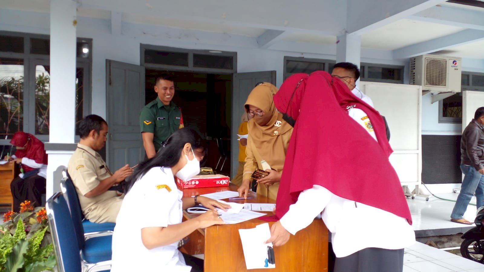 Kegiatan Vaksinasi Covid-19 di Kelurahan Gergunung