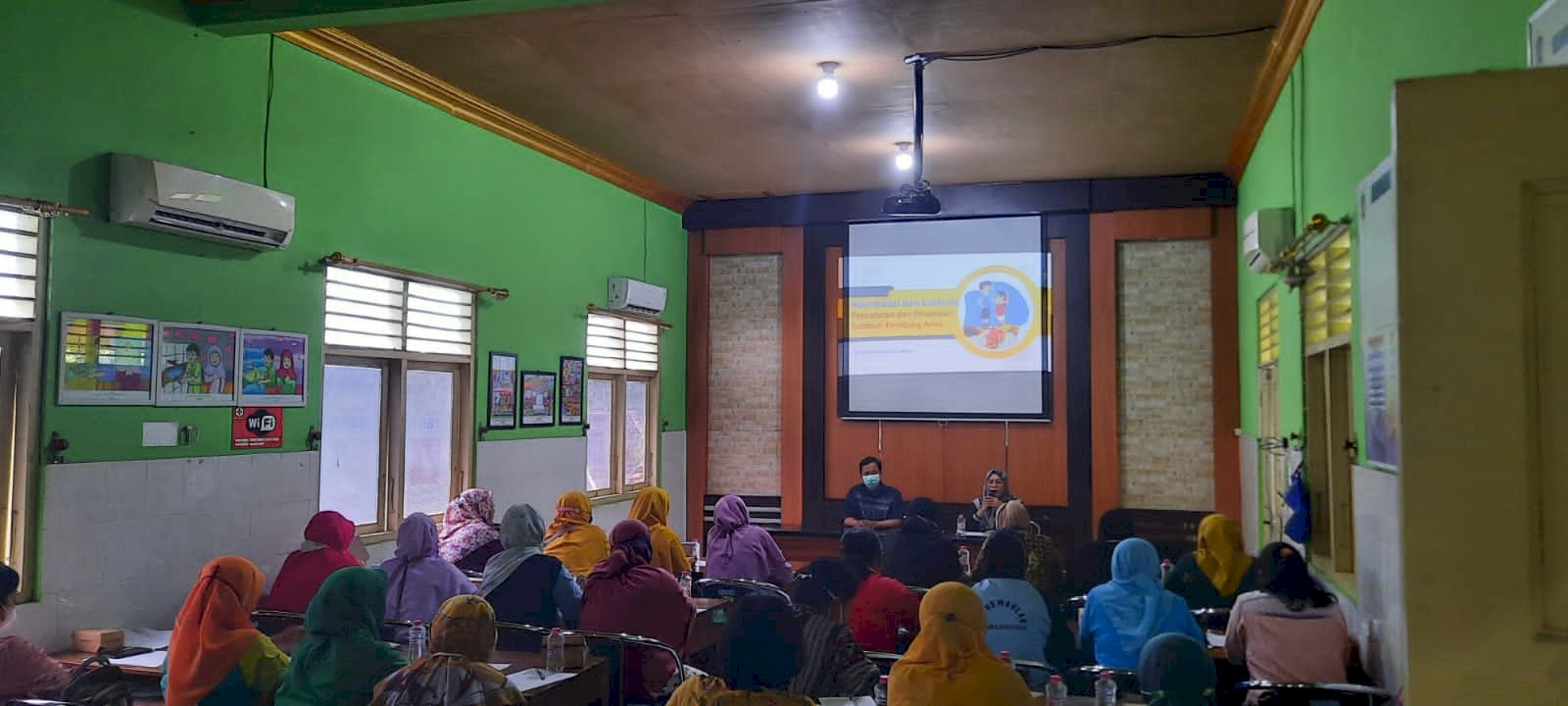 Kegiatan Refreshing Kader Kesehatan Posyandu 