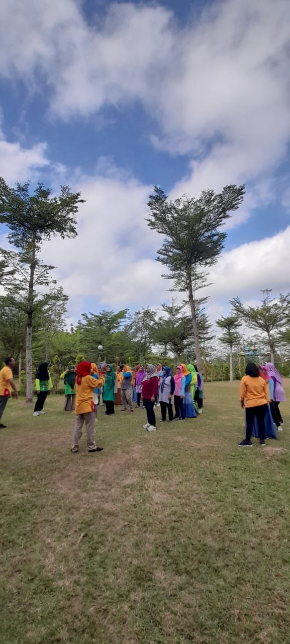 Refreshing Kader Kesehatan Kelurahan Gergunung