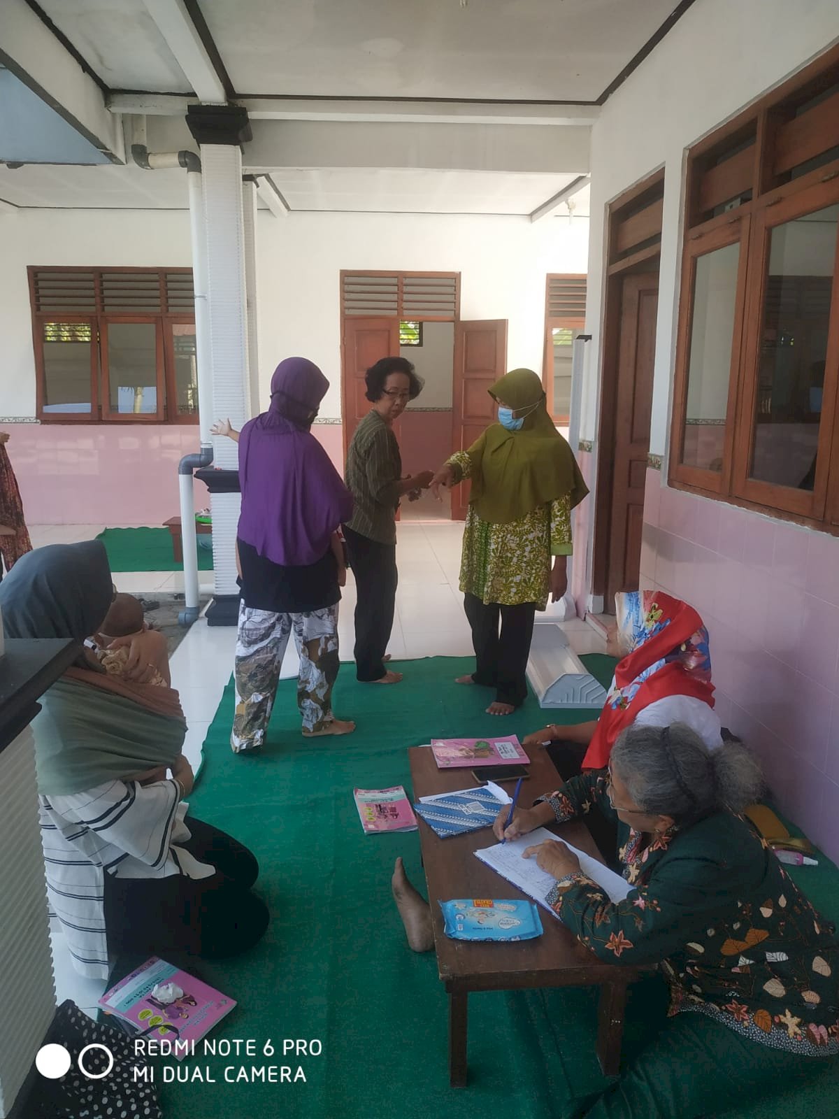 Kegiatan Posyandu Balita di Kelurahan Gergunung