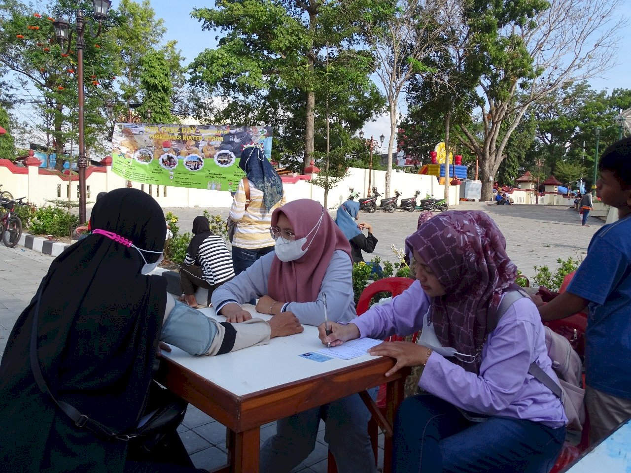 Puskesmas Klaten Utara Hadir Dalam Car Free Day Klaten