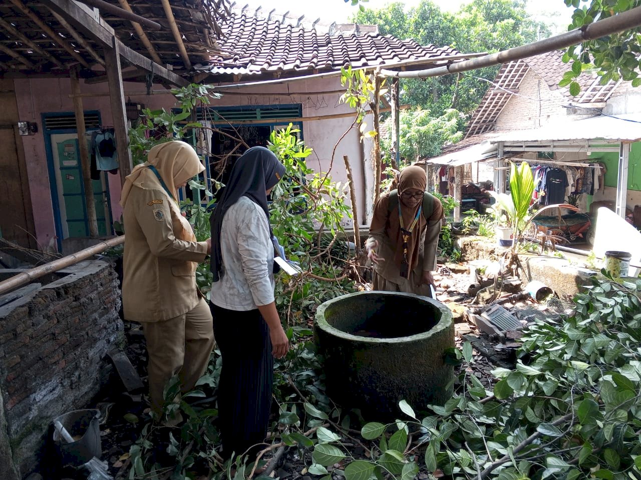 Penyelidikan Epidemiologi Kasus Demam Berdarah di Desa Jebugan