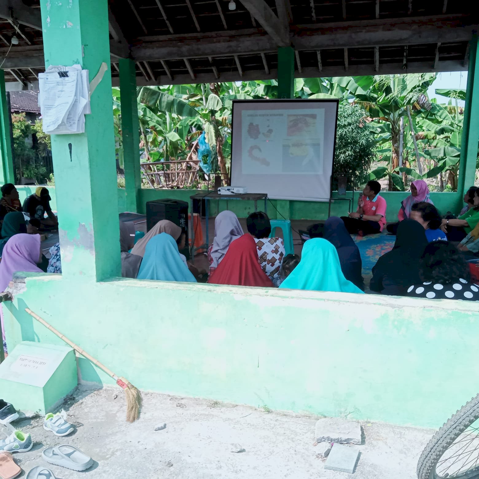 Penyuluhan Kesehatan di Dusun Semangkak Desa Sekarsuli