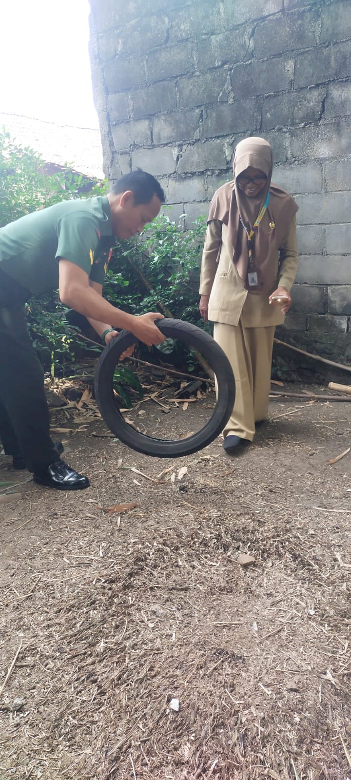 Penyelidikan Epidemiologi Kasus Demam Berdarah di Desa Karanganom