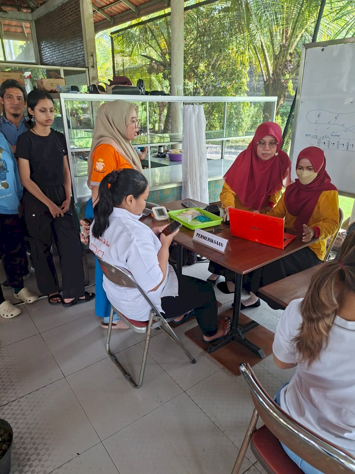 Cek Kesehatan Gratis Karyawan CV Kasih Karkasindo