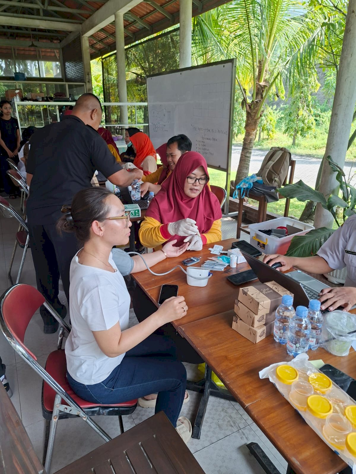 Cek Kesehatan Gratis Karyawan CV Kasih Karkasindo