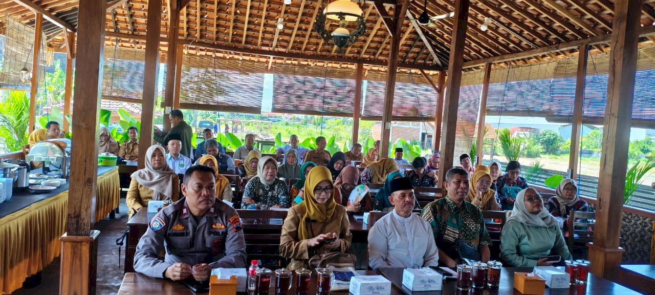 Forum Konsultasi Publik bersama Lintas Sektoral Kecamatan Klaten Utara