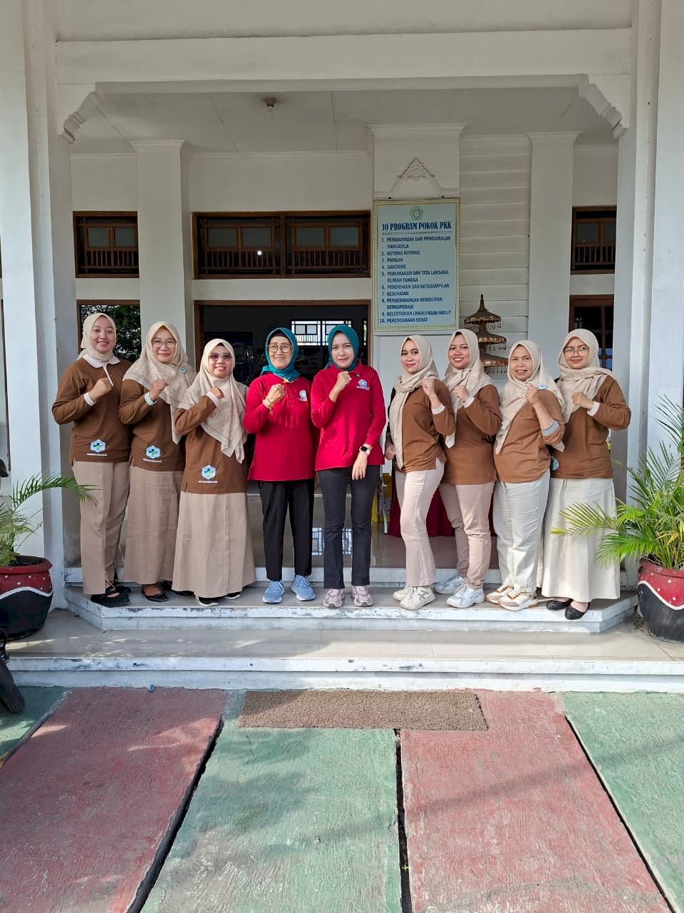 Cek Kesehatan Gratis dan Senam Pagi Bersama Ibu Fahrani Eka Wahyudiana