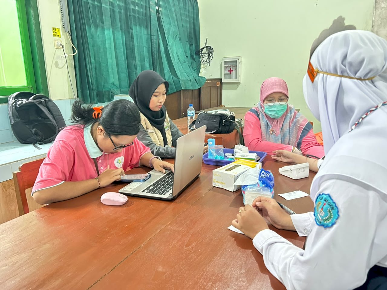Kegiatan CKG di SMA N 3 Klaten