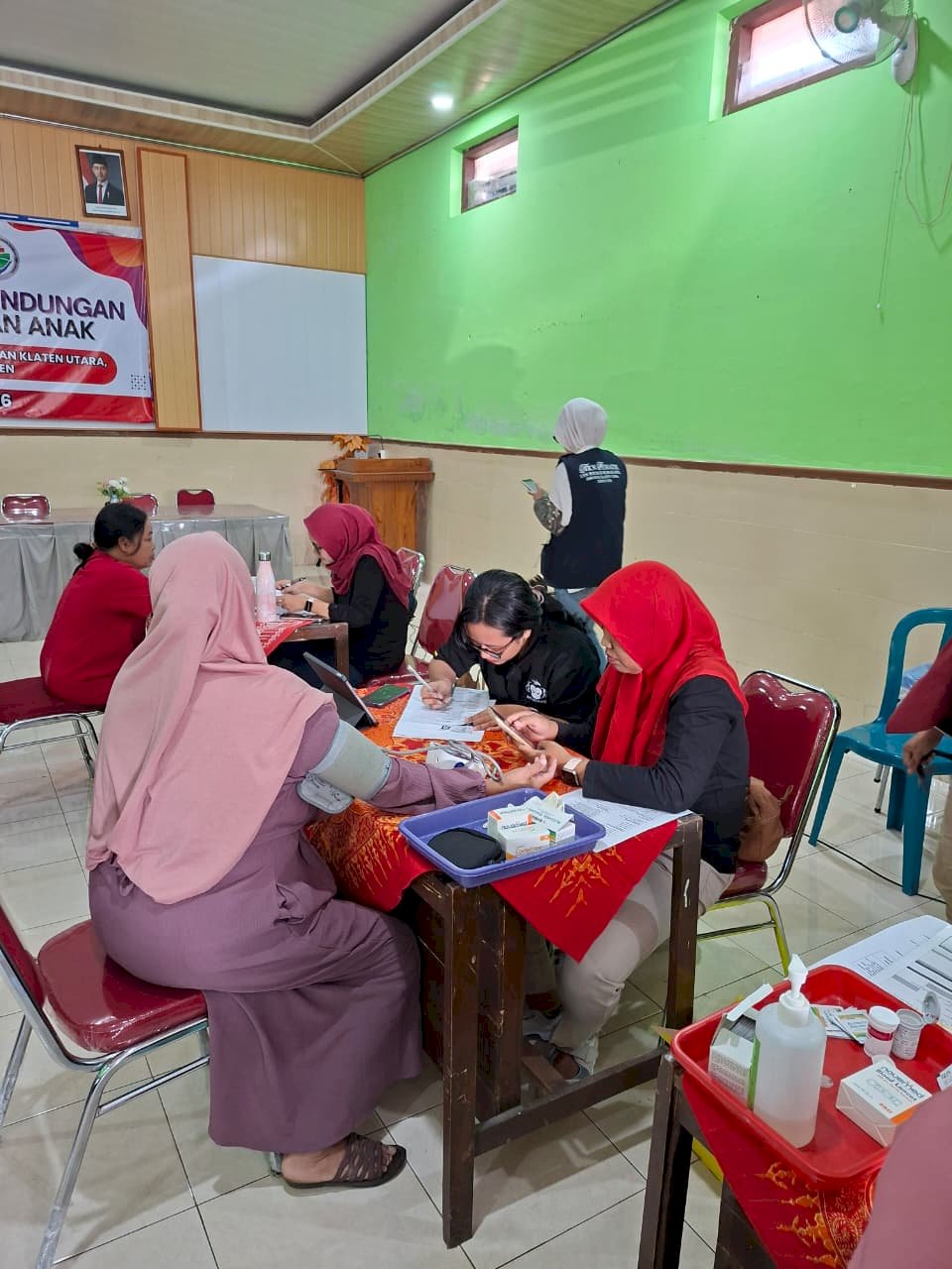 Pelaksanaan Kegiatan CKG Speling di Desa Jebugan