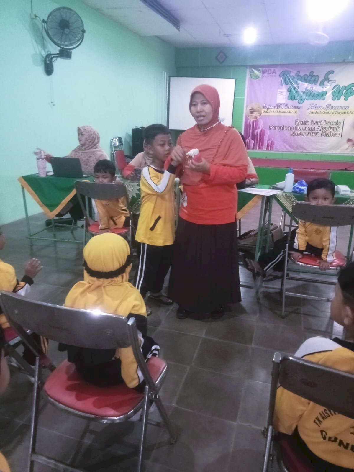 Cek Kesehatan Gratis di TK ABA 3 Barenglor