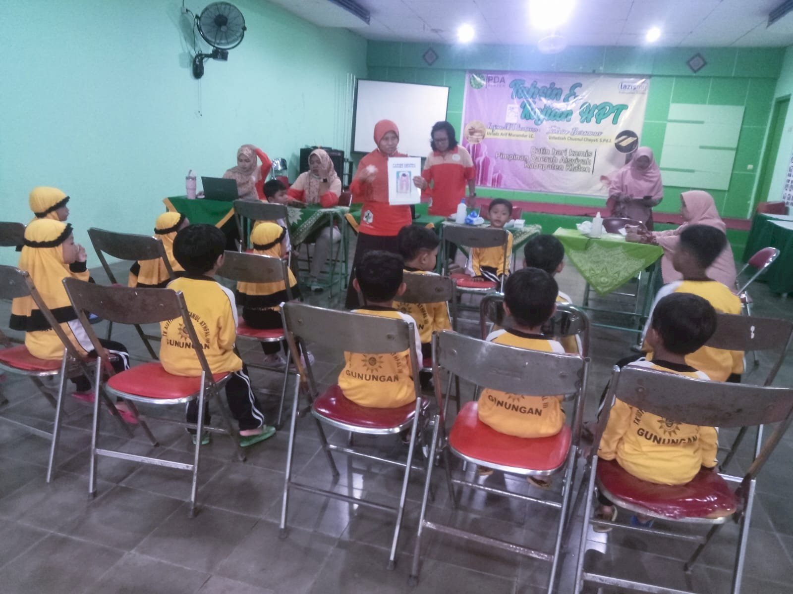 Cek Kesehatan Gratis di TK ABA 3 Barenglor