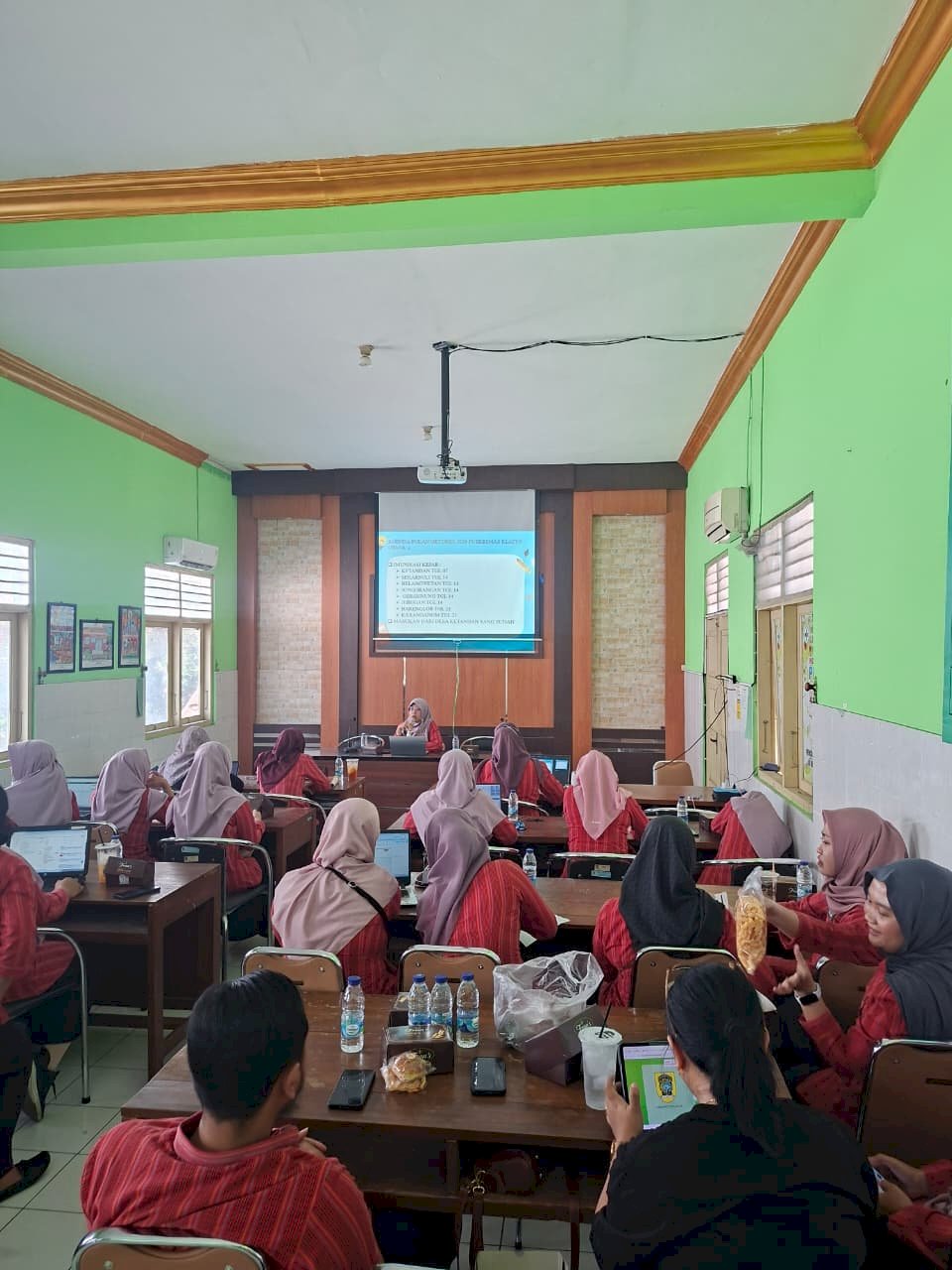 Lokakarya Mini Bulan Oktober 2026