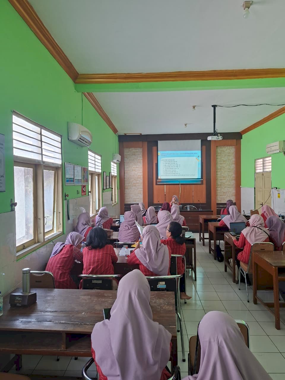 Lokakarya Mini Bulan Oktober 2026
