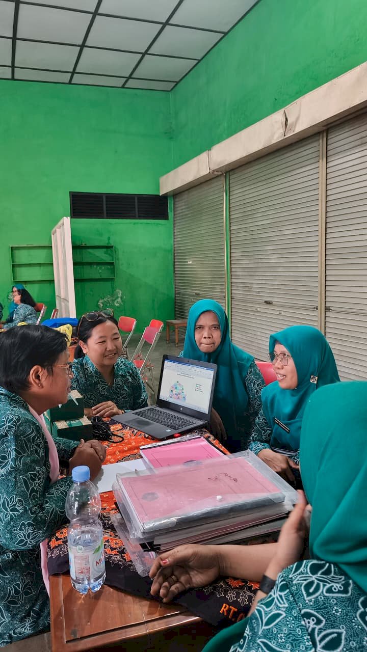 Penilaian 10 Program Pokok PKK di Kelurahan Gergunung