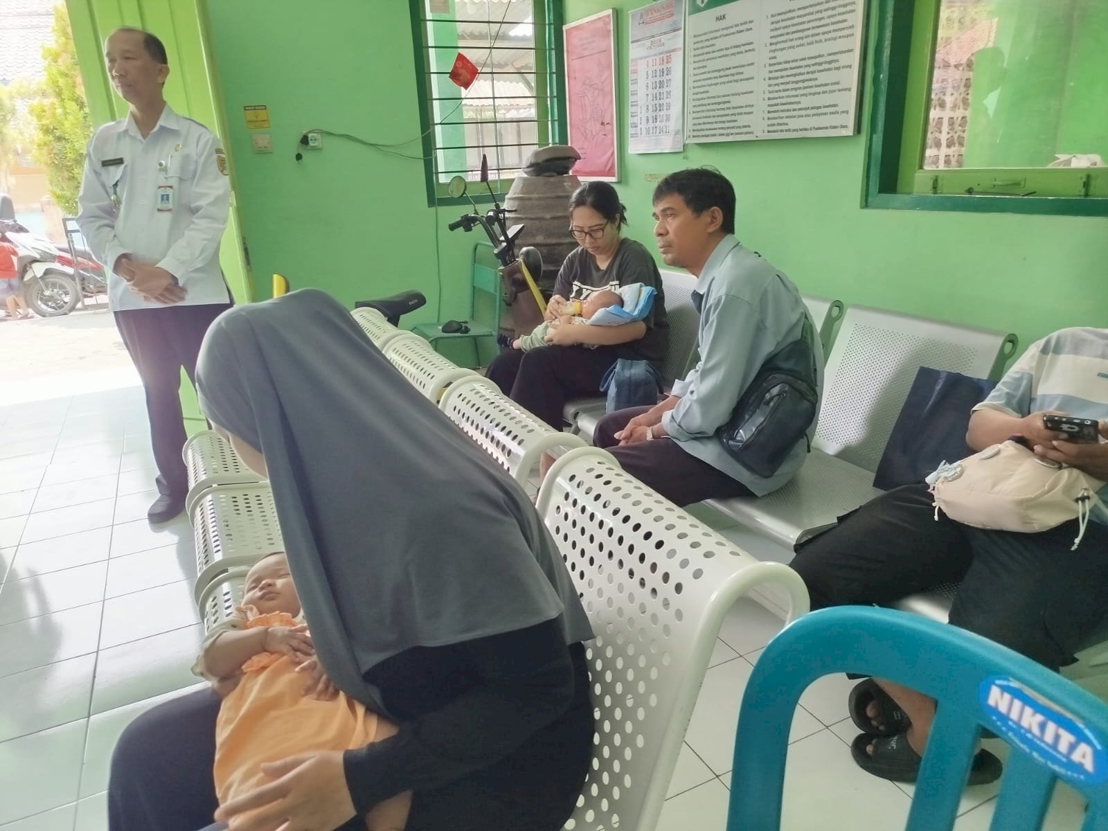 Imunisasi Kejar di Desa Jebugan